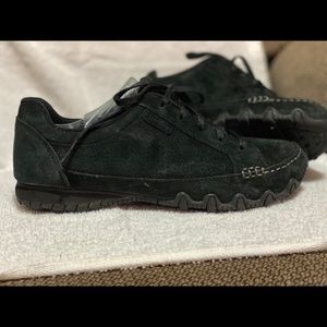 Women’s Skechers Bikers Curbed sneakers